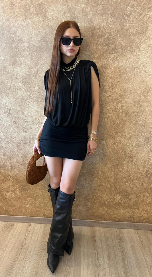 VESTIDO TIPO MINIMALISTA