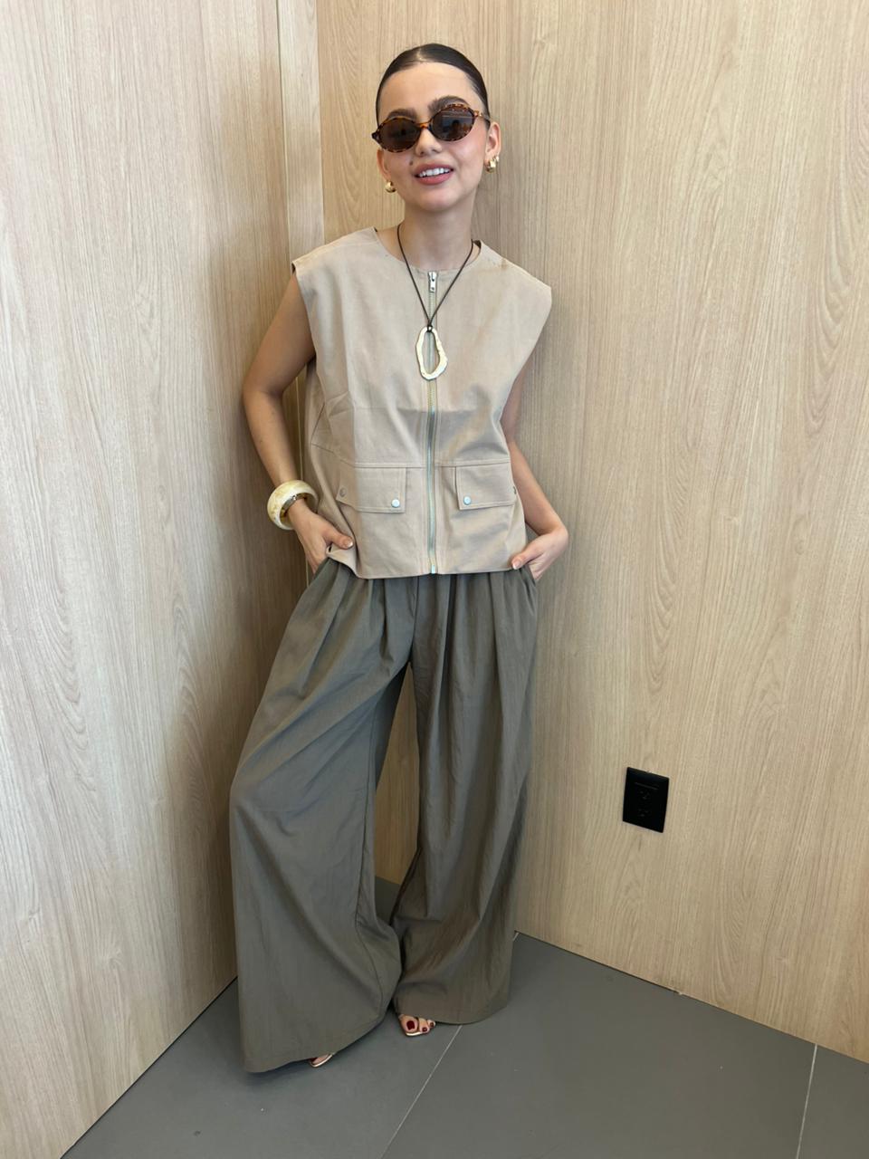 CHALECO OVERSIZE CON CIERRE